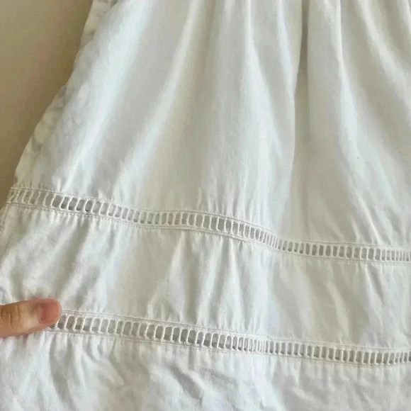 GAP White Flowy Airy Lattice Cutout A-Line Skirt, Minimalist Spring Skirt,Size 6 - Picture 10 of 16